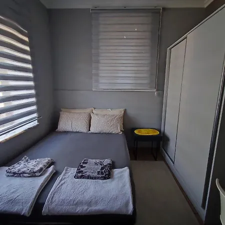 Apartmán Authentic Flat On The Castle Road With A View *